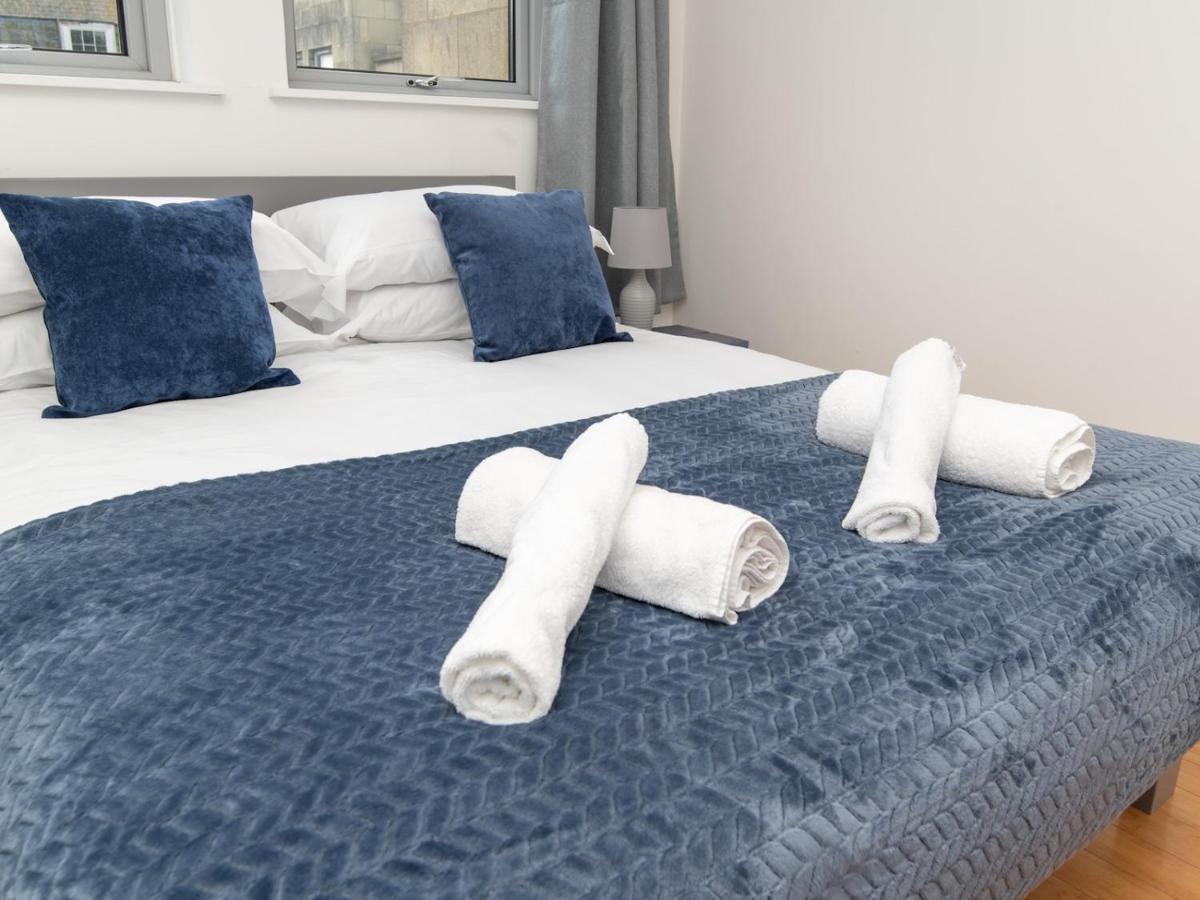 Pass The Keys Bright Modern One Bed Apartment - Bath City Centre Екстер'єр фото